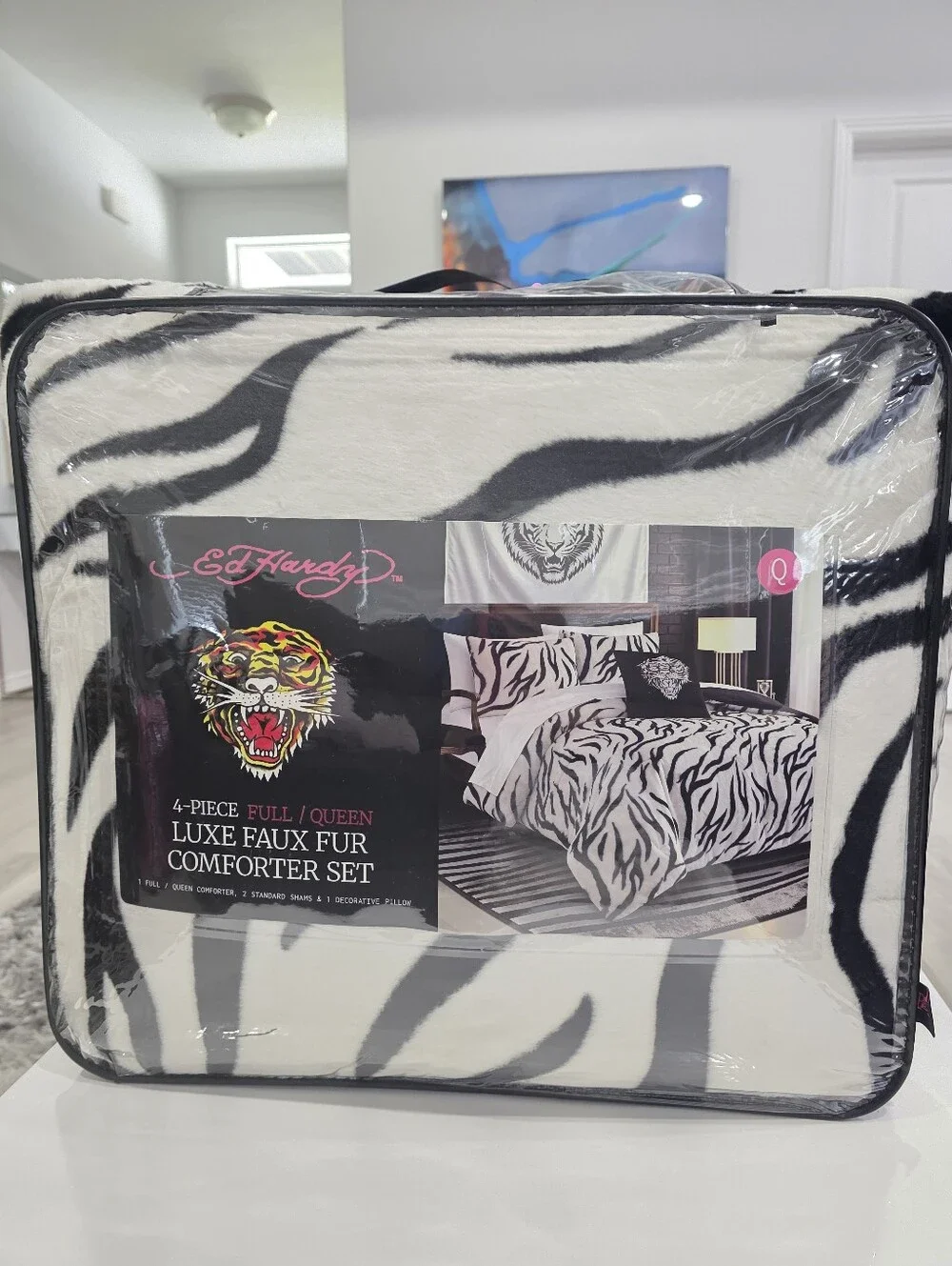 Ed Hardy QUEEN 4 piece Luxe Faux Fur Comforter Set Zebra Print New